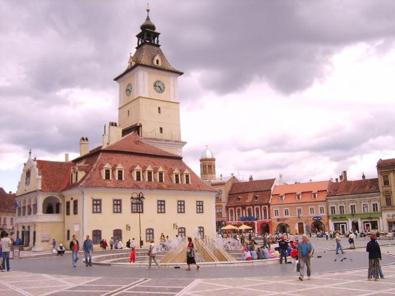 Centre Ville Brasov Luaran gambar